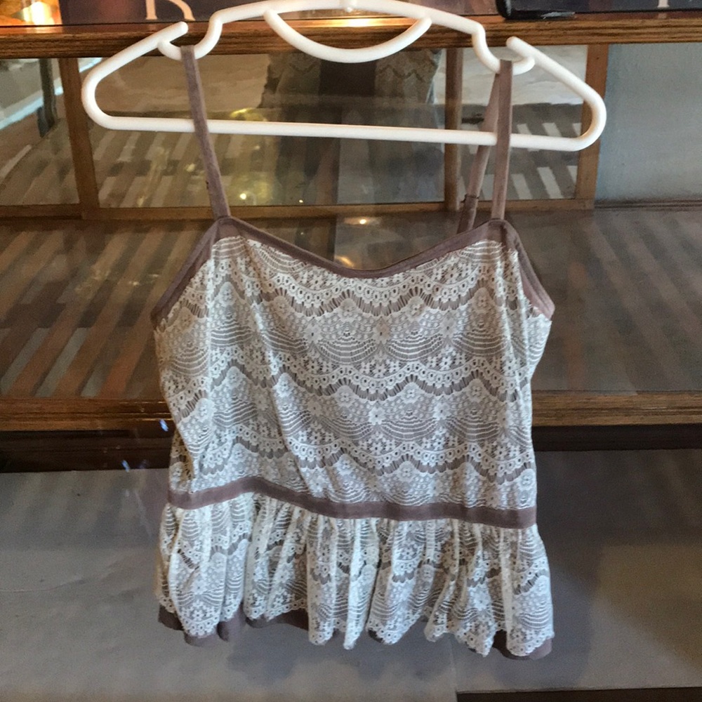 Crop top. NWT large